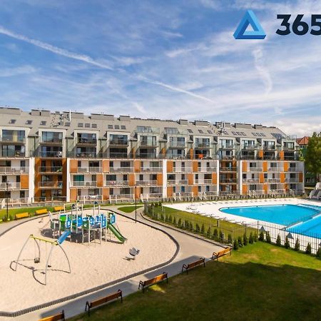 Feniks Kolobrzeg Podczele Basen, Silownia, Bawialnia - 365Pam 외부 사진